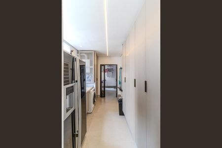 Apartamento à venda com 220m², 3 quartos e 2 vagasÁrea de Serviço