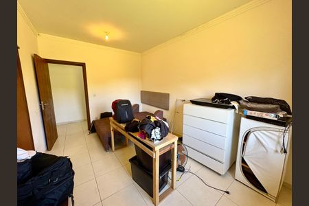 Casa de condomínio à venda com 460m², 4 quartos e 4 vagas Casa de condomínio à venda com 460m², 4 quartos e 4 vagasSuíte 1