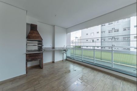 Apartamento à venda com 75m², 2 quartos e 1 vaga Apartamento à venda com 75m², 2 quartos e 1 vagaVaranda