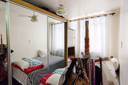 Apartamento à venda com 55m², 2 quartos e 1 vaga Apartamento à venda com 55m², 2 quartos e 1 vagaquarto 1