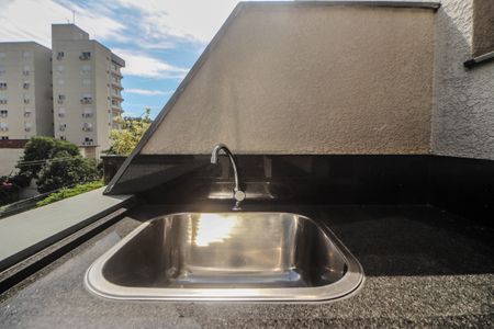 Apartamento à venda com 73m², 1 quarto e 2 vagasCozinha e Área de Serviço