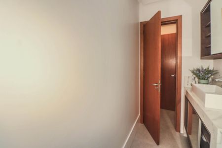 Apartamento à venda com 73m², 1 quarto e 2 vagasBanheiro