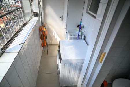Apartamento à venda com 58m², 3 quartos e 1 vaga Apartamento à venda com 58m², 3 quartos e 1 vagaÁrea de Serviço
