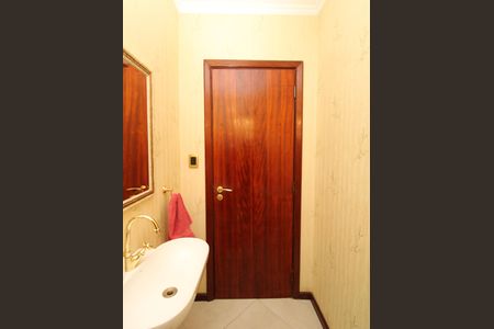 Casa à venda com 262m², 3 quartos e 2 vagasLavabo