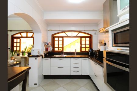 Casa à venda com 262m², 3 quartos e 2 vagasCozinha