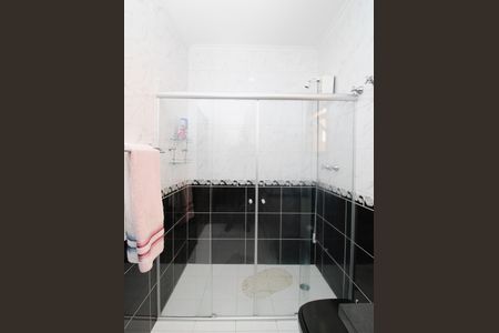 Casa à venda com 262m², 3 quartos e 2 vagasBanheiro 2