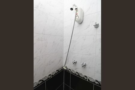 Casa à venda com 262m², 3 quartos e 2 vagasBanheiro 2