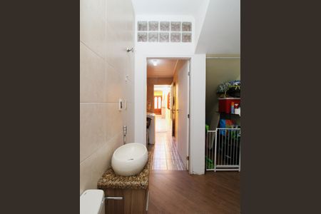 Casa à venda com 262m², 3 quartos e 2 vagasBanheiro 3