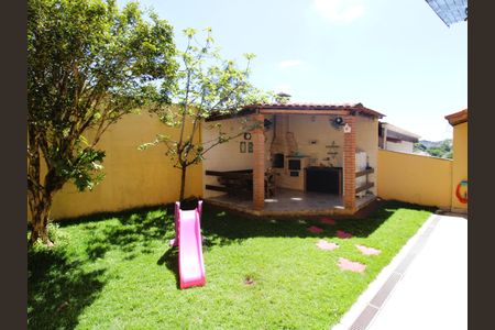 Casa à venda com 262m², 3 quartos e 2 vagasQuintal Gourmet