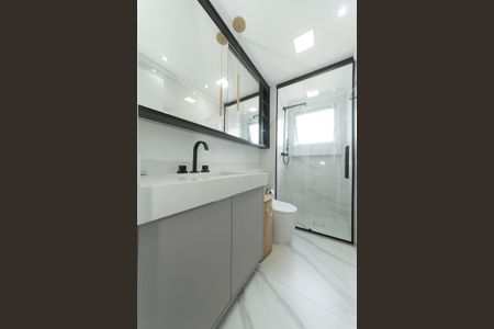 Apartamento à venda com 64m², 2 quartos e 1 vaga Apartamento à venda com 64m², 2 quartos e 1 vagaBanheiro da Suíte