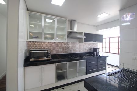 Casa à venda com 480m², 3 quartos e 2 vagasCozinha