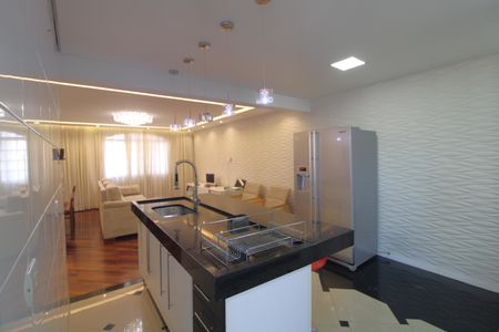 Casa à venda com 480m², 3 quartos e 2 vagasCozinha