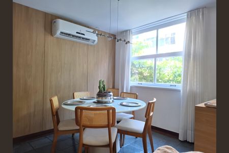 Apartamento à venda com 92m², 2 quartos e 1 vaga Apartamento à venda com 92m², 2 quartos e 1 vagaSala de Jantar