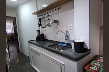 Apartamento à venda com 92m², 2 quartos e 1 vaga Apartamento à venda com 92m², 2 quartos e 1 vagaCozinha