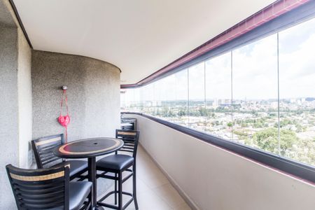 Apartamento à venda com 220m², 3 quartos e 3 vagasVaranda Sala de Jantar