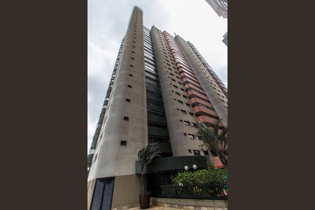 Apartamento à venda com 220m², 3 quartos e 3 vagasFachada do bloco