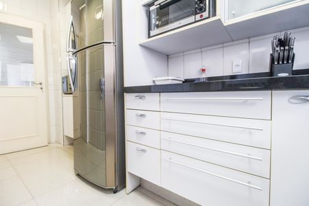 Apartamento à venda com 220m², 3 quartos e 3 vagasCozinha