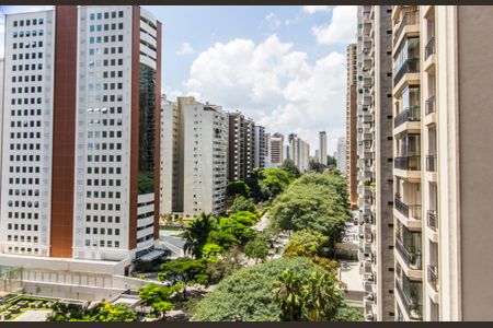 Apartamento à venda com 220m², 3 quartos e 3 vagasVista da Suíte