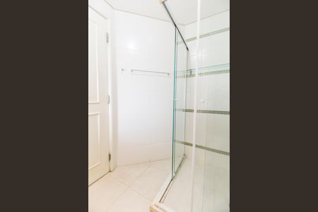 Apartamento à venda com 220m², 3 quartos e 3 vagasBanheiro da Suíte 2