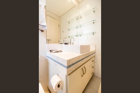 Apartamento à venda com 220m², 3 quartos e 3 vagasBanheiro da Suíte 3