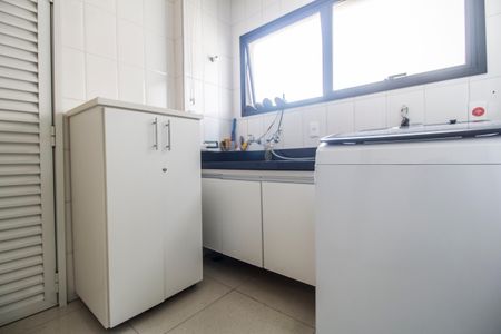 Apartamento à venda com 220m², 3 quartos e 3 vagasÁrea de Serviço