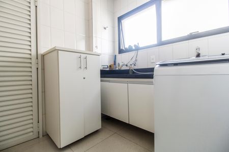 Apartamento à venda com 220m², 3 quartos e 3 vagasÁrea de Serviço