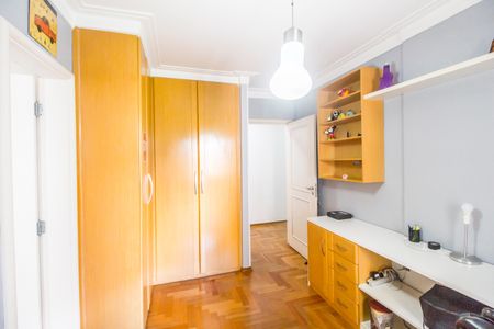 Apartamento à venda com 220m², 3 quartos e 3 vagasSuíte 3