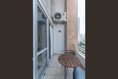 Apartamento para alugar com 39m², 1 quarto e 1 vagaVaranda