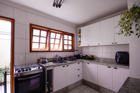 Casa de condomínio à venda com 60m², 2 quartos e 1 vaga Casa de condomínio à venda com 60m², 2 quartos e 1 vagaCozinha