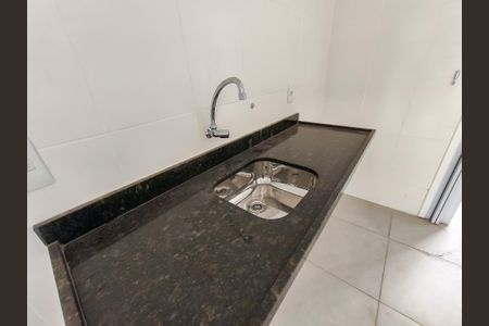 Apartamento à venda com 56m², 2 quartos e sem vagaCozinha