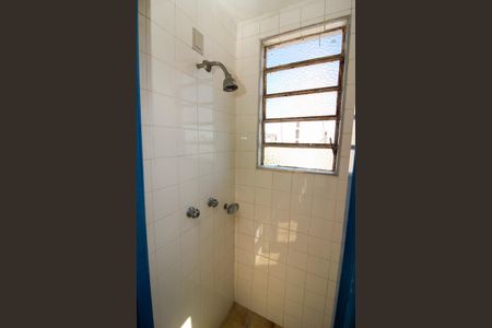 Apartamento à venda com 107m², 2 quartos e sem vaga Apartamento à venda com 107m², 2 quartos e sem vagaBanheiro de serviço