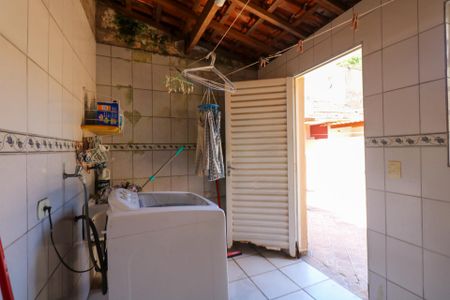 Casa à venda com 360m², 2 quartos e 8 vagasÁrea de Serviço