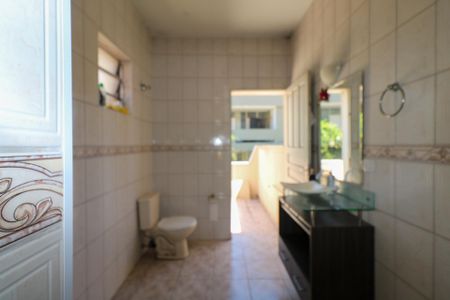 Casa à venda com 360m², 2 quartos e 8 vagasBanheiro