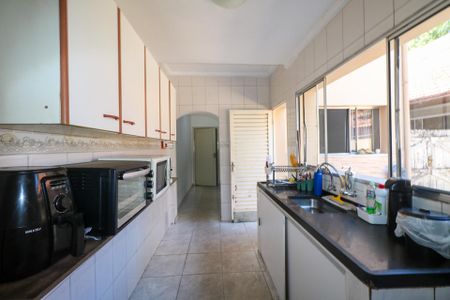 Casa à venda com 360m², 2 quartos e 8 vagasCozinha