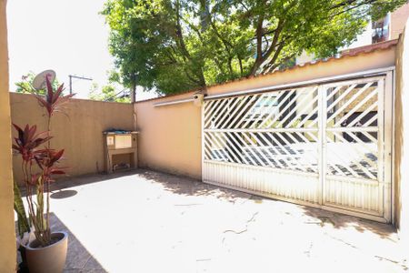 Casa à venda com 360m², 2 quartos e 8 vagasGaragem