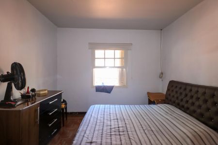 Casa à venda com 360m², 2 quartos e 8 vagasSuíte