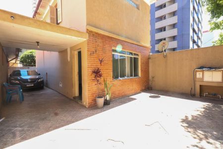 Casa à venda com 360m², 2 quartos e 8 vagasGaragem