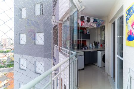 Apartamento à venda com 65m², 2 quartos e 1 vaga Apartamento à venda com 65m², 2 quartos e 1 vagaSacada