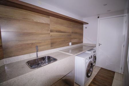 Apartamento à venda com 65m², 2 quartos e 1 vaga Apartamento à venda com 65m², 2 quartos e 1 vagaLavanderia