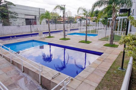 Apartamento à venda com 65m², 2 quartos e 1 vaga Apartamento à venda com 65m², 2 quartos e 1 vagaÁrea comum - Piscina