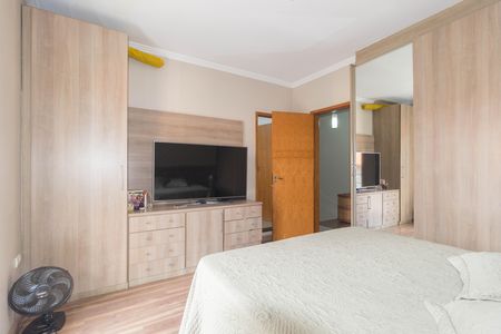 Casa à venda com 92m², 3 quartos e 4 vagas Casa à venda com 92m², 3 quartos e 4 vagasQuarto 3 - Suíte