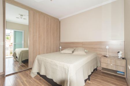 Casa à venda com 92m², 3 quartos e 4 vagas Casa à venda com 92m², 3 quartos e 4 vagasQuarto 3 - Suíte