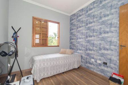 Casa à venda com 92m², 3 quartos e 4 vagas Casa à venda com 92m², 3 quartos e 4 vagasQuarto 2