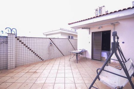 Casa à venda com 128m², 3 quartos e 2 vagas Casa à venda com 128m², 3 quartos e 2 vagasQuarto 1 (Suite) - Varanda