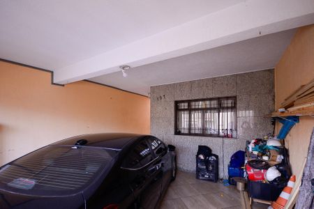 Casa à venda com 128m², 3 quartos e 2 vagas Casa à venda com 128m², 3 quartos e 2 vagasGaragem