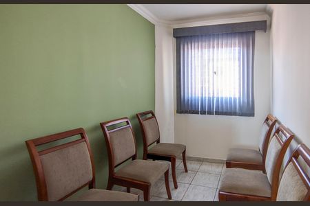 Apartamento à venda com 176m², 4 quartos e 1 vaga Apartamento à venda com 176m², 4 quartos e 1 vagaCobertura