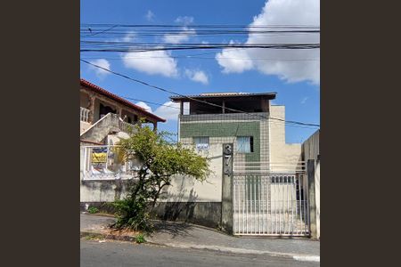 Apartamento à venda com 176m², 4 quartos e 1 vaga Apartamento à venda com 176m², 4 quartos e 1 vagaFachada