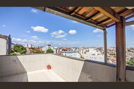 Apartamento à venda com 176m², 4 quartos e 1 vaga Apartamento à venda com 176m², 4 quartos e 1 vagaCobertura