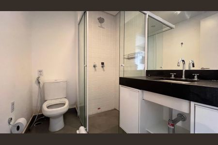 Studio para alugar com 28m², 1 quarto e sem vaga Studio para alugar com 28m², 1 quarto e sem vagaBanheiro