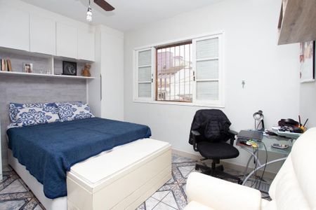 Casa à venda com 152m², 3 quartos e 2 vagas